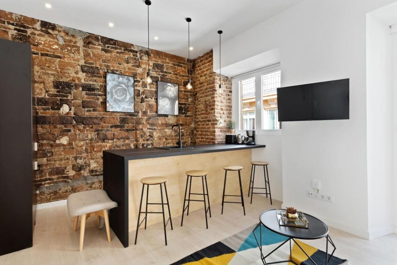 Modern 1 Bedroom Apartment Near Lavapies Madrid Exterior foto